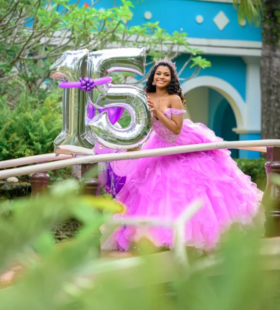 Carlos Peña Fotografía. Momentos inolvidables en bodas, quinceañeras, embarazadas, modelos, eventos, fotografía inmobiliaria y más.