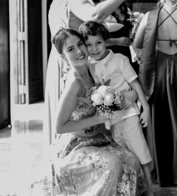 Carlos Peña Fotografía. Momentos inolvidables en bodas, quinceañeras, embarazadas, modelos, eventos, fotografía inmobiliaria y más.