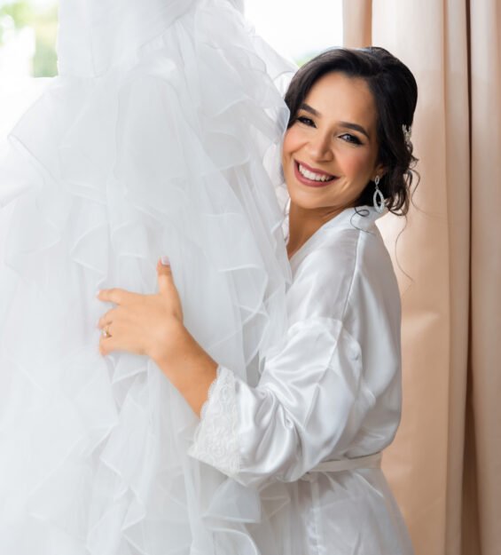 Carlos Peña Fotografía. Momentos inolvidables en bodas, quinceañeras, embarazadas, modelos, eventos, fotografía inmobiliaria y más.