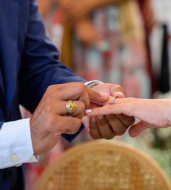 Carlos Peña Fotografía. Momentos inolvidables en bodas, quinceañeras, embarazadas, modelos, eventos, fotografía inmobiliaria y más.