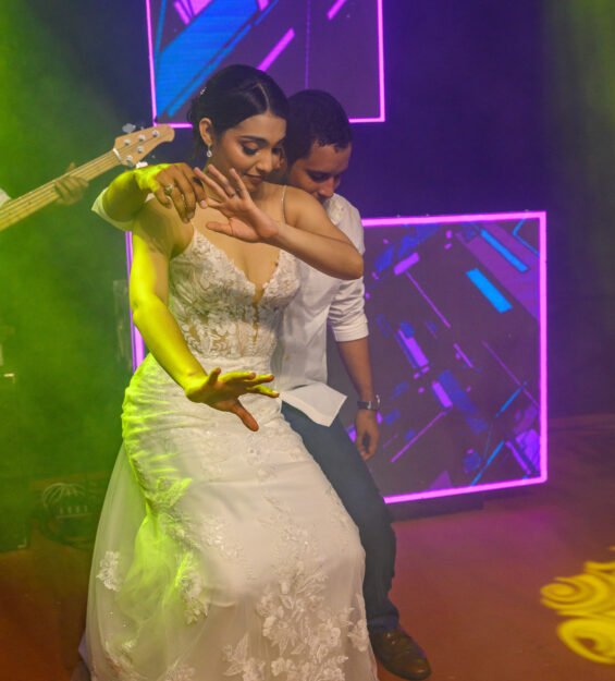 Carlos Peña Fotografía. Momentos inolvidables en bodas, quinceañeras, embarazadas, modelos, eventos, fotografía inmobiliaria y más.