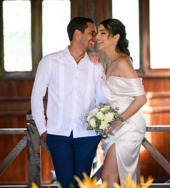 Carlos Peña Fotografía. Momentos inolvidables en bodas, quinceañeras, embarazadas, modelos, eventos, fotografía inmobiliaria y más.