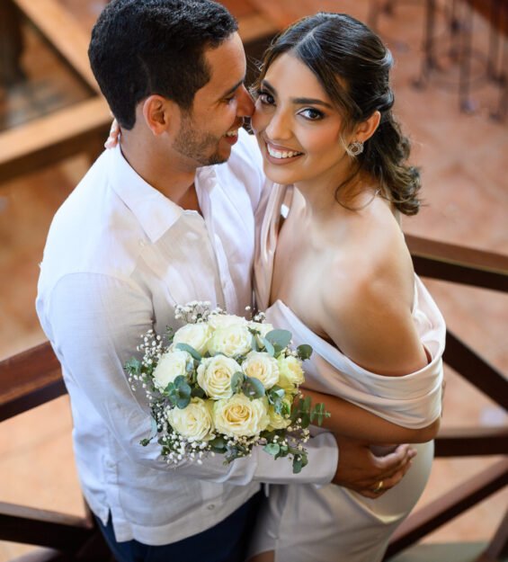 Carlos Peña Fotografía. Momentos inolvidables en bodas, quinceañeras, embarazadas, modelos, eventos, fotografía inmobiliaria y más.