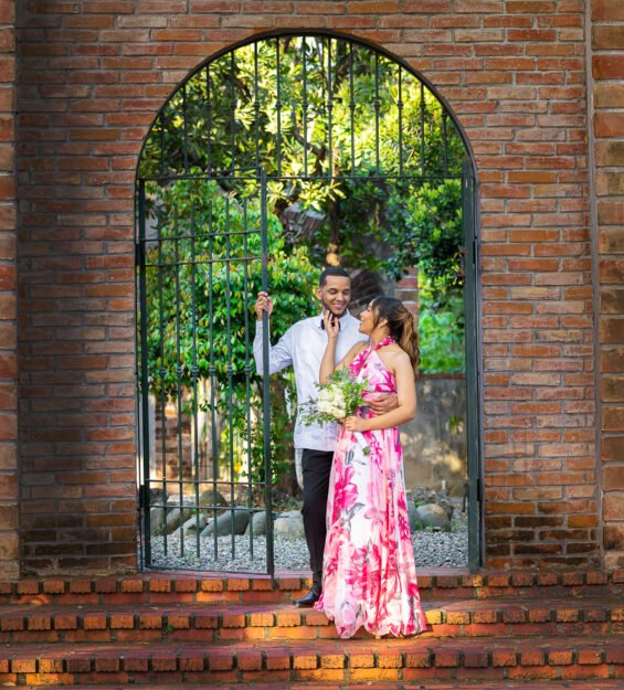 Carlos Peña Fotografía. Momentos inolvidables en bodas, quinceañeras, embarazadas, modelos, eventos, fotografía inmobiliaria y más.
