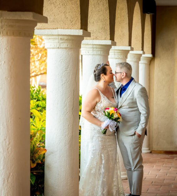 Carlos Peña Fotografía. Momentos inolvidables en bodas, quinceañeras, embarazadas, modelos, eventos, fotografía inmobiliaria y más.