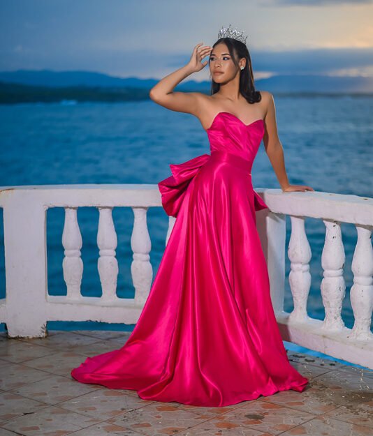 Carlos Peña Fotografía. Momentos inolvidables en bodas, quinceañeras, embarazadas, modelos, eventos, fotografía inmobiliaria y más.