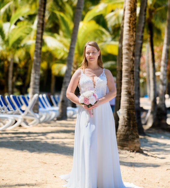 Carlos Peña Fotografía. Momentos inolvidables en bodas, quinceañeras, embarazadas, modelos, eventos, fotografía inmobiliaria y más.